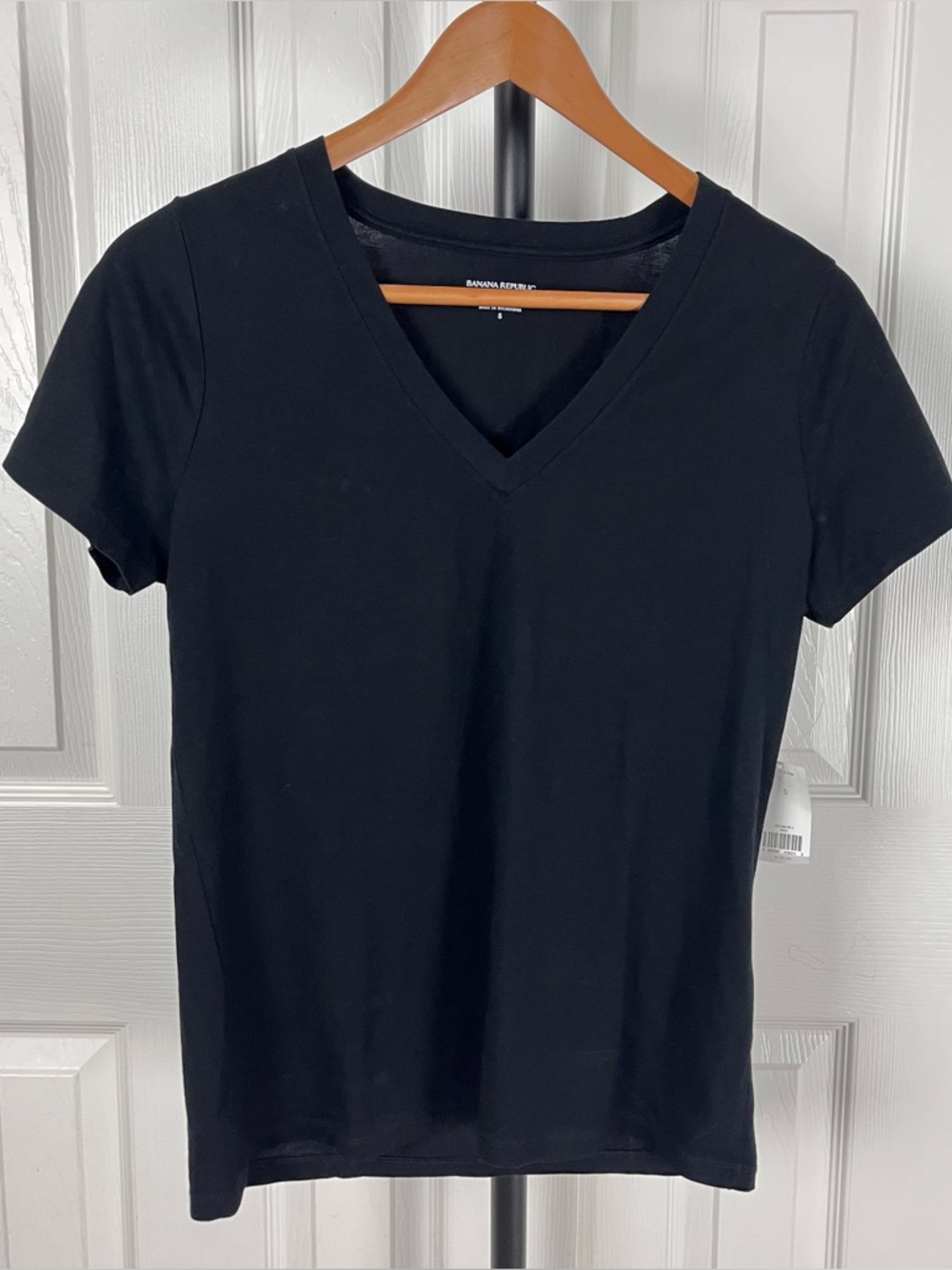 Banana Republic Supima Cotton V-Neck T Shirt